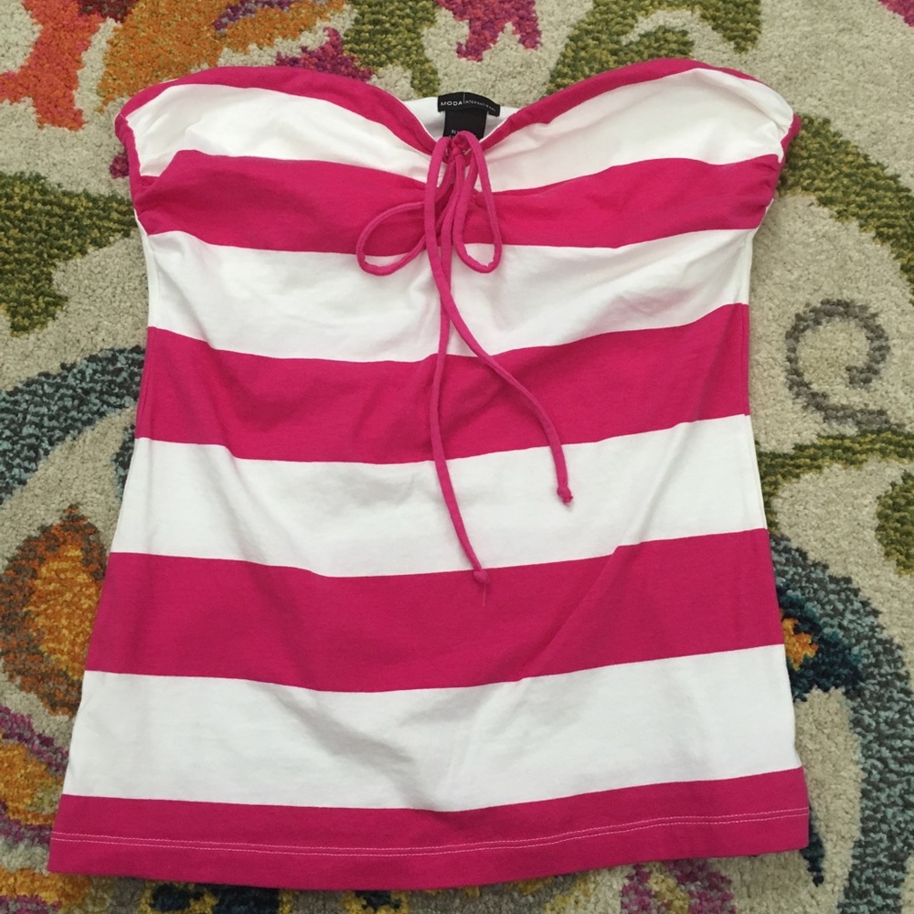 Sleeveless Pink/white top